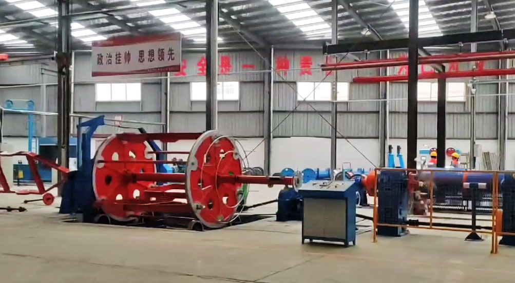 河南南街村电缆股份有限公司成缆机CL1250-2+3型安装现场