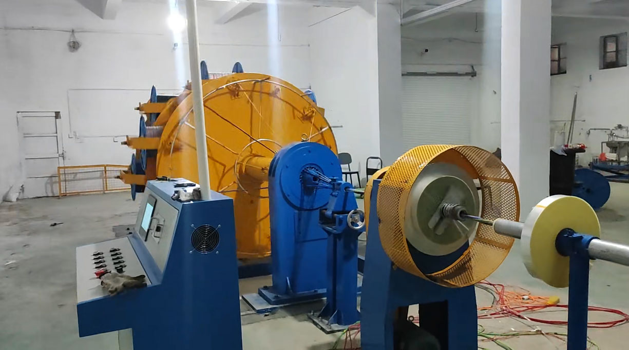 安装在常州言值线缆科技有限公司成缆机CL630-1+12型生产现场