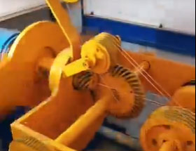 束丝机CS500型试机现场