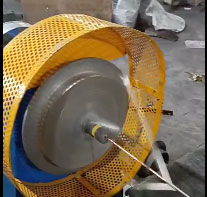 安装在四川富国电工有限公司高速同心绕包机GRB400型一台生产现场