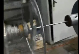 安装在沈阳鹏程电缆有限公司高速同心双层钢带铠装绕包机GSTKR520型1台生产现场