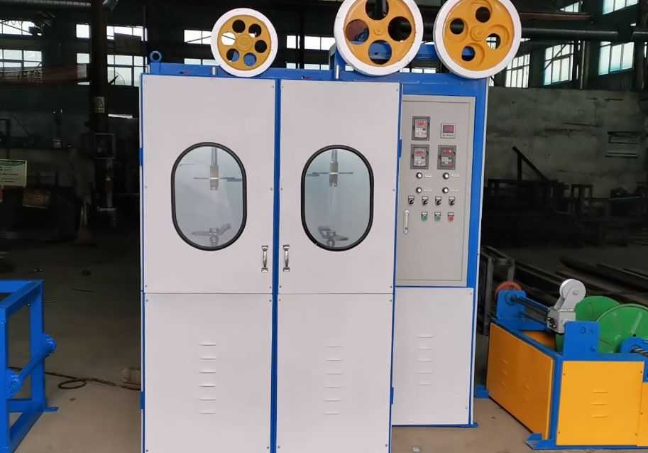 桶装塔盘双层云母带绕包机TSRB400-630型