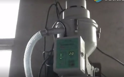 全自动塑料上料机SS300G型生产现场