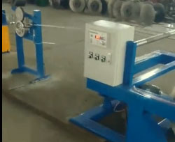 安装在河南兰兴电力机械有限公司复绕倒线计米机组FRD630-800型生产现场