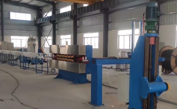 台山市富成电线电缆有限公司设备电线机组DX120BL-2500W型安装现场